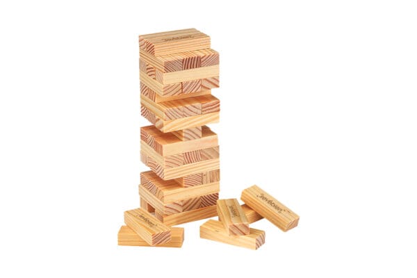 alt promocional publicitario jenga EN7 logo scaled