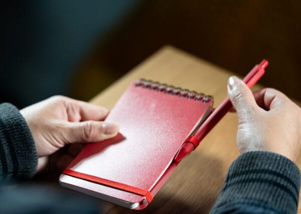 Libreta Clasp con Bolígrafo - Imagen 9